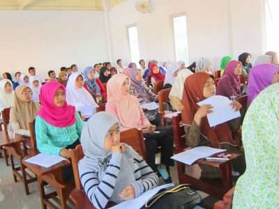 Meriahnya Acara Seminar “Pemikiran Islam Konteporer”