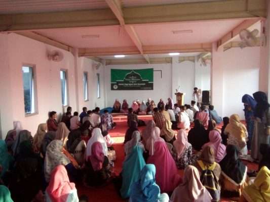 Kebersamaan dan Kemeriahan 1 Muharrom 1439 H di STAI Darunnajah Kebersamaan dan Kemeriahan 1 Muharrom 1439 H di STAI Darunnajah