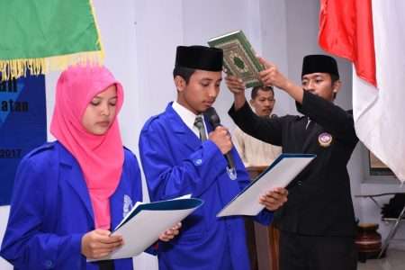 Pelantikan BEM STAI Darunnajah 2017-2018 (1)