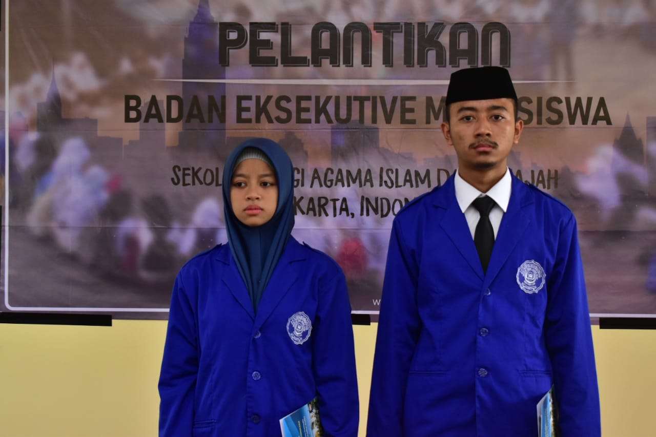 PELANTIKAN PENGURUS BEM STAI DARUNNAJAH 1 STAI Darunnajah