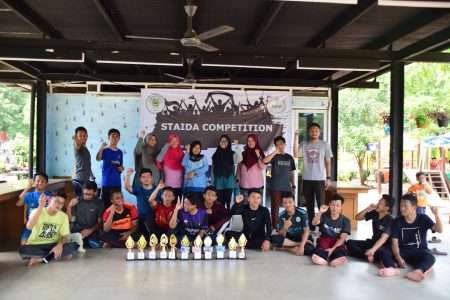 Penutuan Sekaliagus Penyerahan Bingkisan di Acara STAIDA COMPETITION