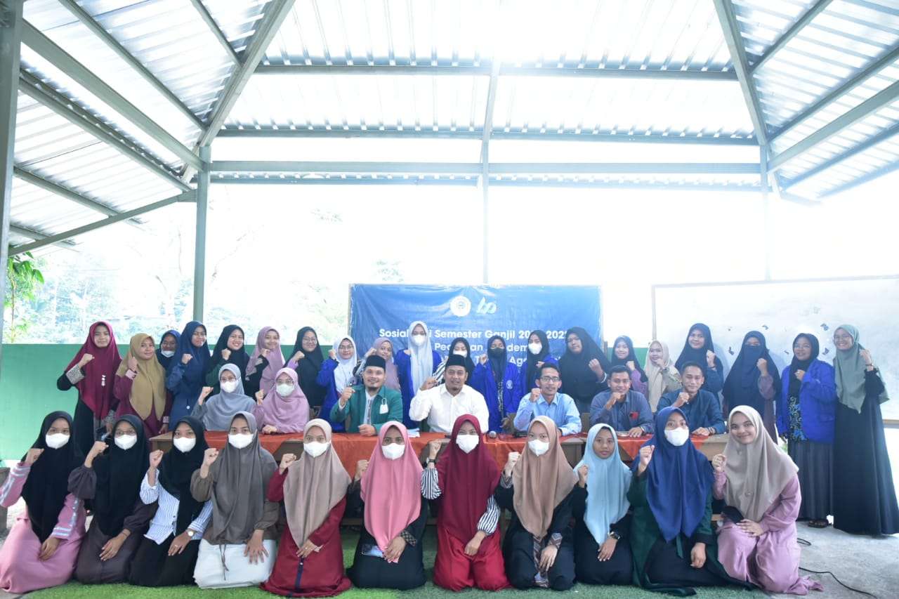 Wakil Ketua 1 STAIDA Sosialisasikan Buku Pedoman Akademik kepada Mahasiswa Pesantren Nurul Ilmi 1 Wakil Ketua 1 STAIDA Sosialisasikan Buku Pedoman Akademik kepada Mahasiswa Pesantren Nurul Ilmi