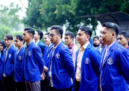 Perdana, Mahasiswa STAI Darunnajah Ikuti Apel Tahunan