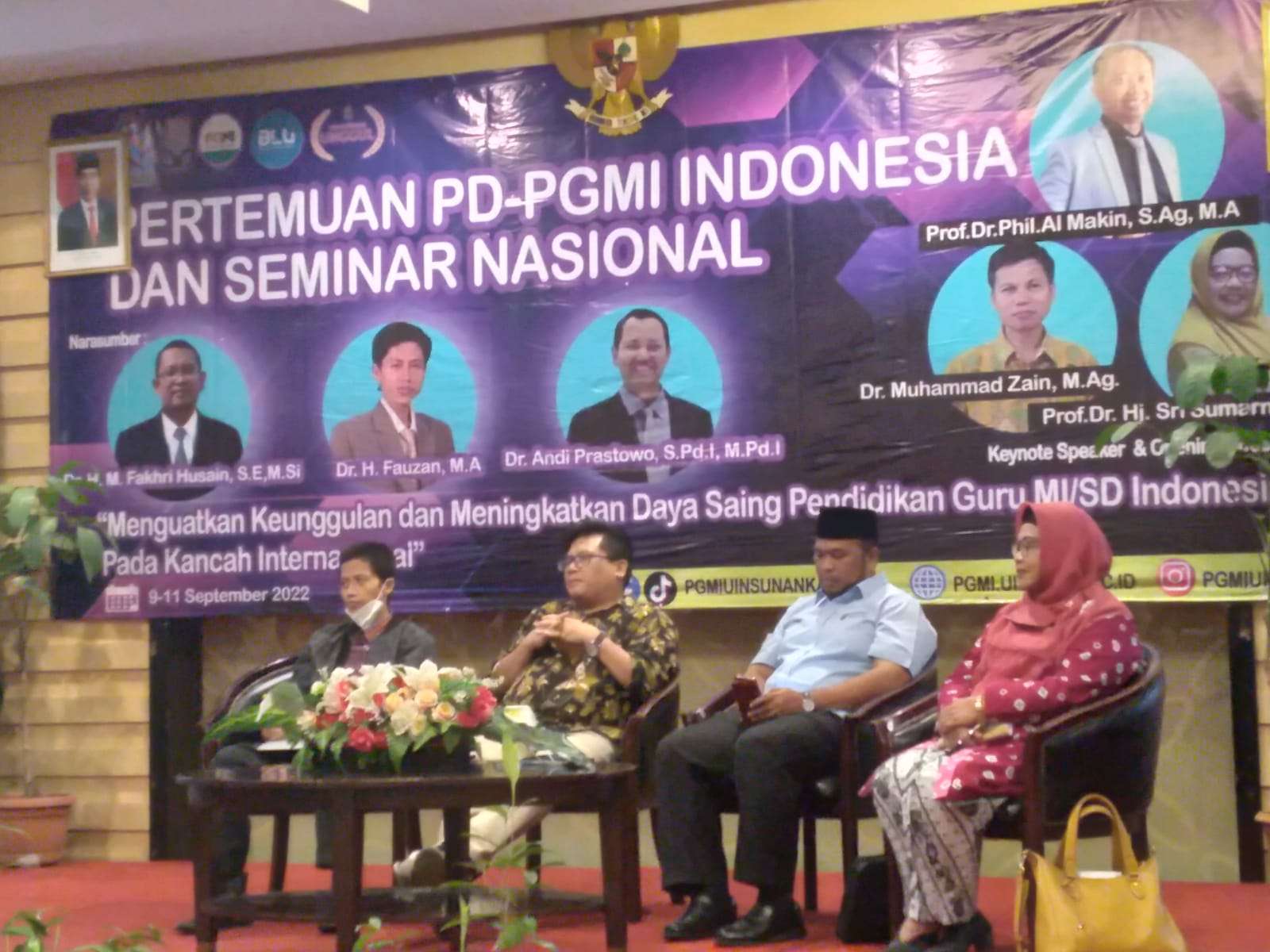 Ka. Prodi dan Dosen PGMI Universitas Darunnajah Ikuti Pertemuan Tahunan dan Konferensi Nasional di Yogyakarta 9 Ka. Prodi dan Dosen PGMI Universitas Darunnajah Ikuti Pertemuan Tahunan dan Konferensi Nasional di Yogyakarta
