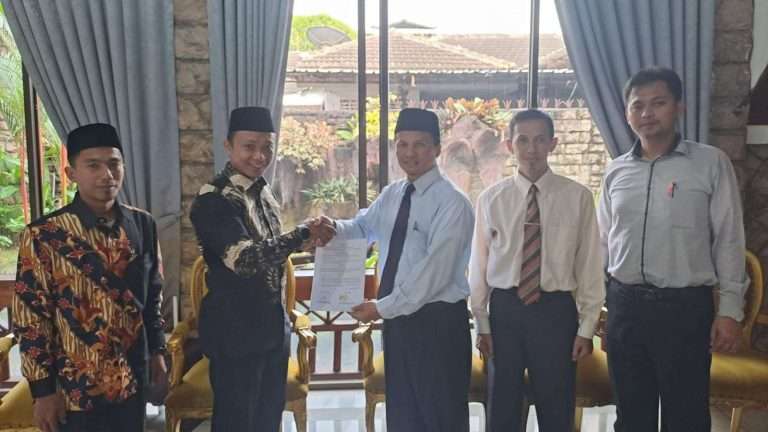 Ponpes Al- Istiqamah Sulawesi Datang ke Jakarta Untuk MOU dengan UDN