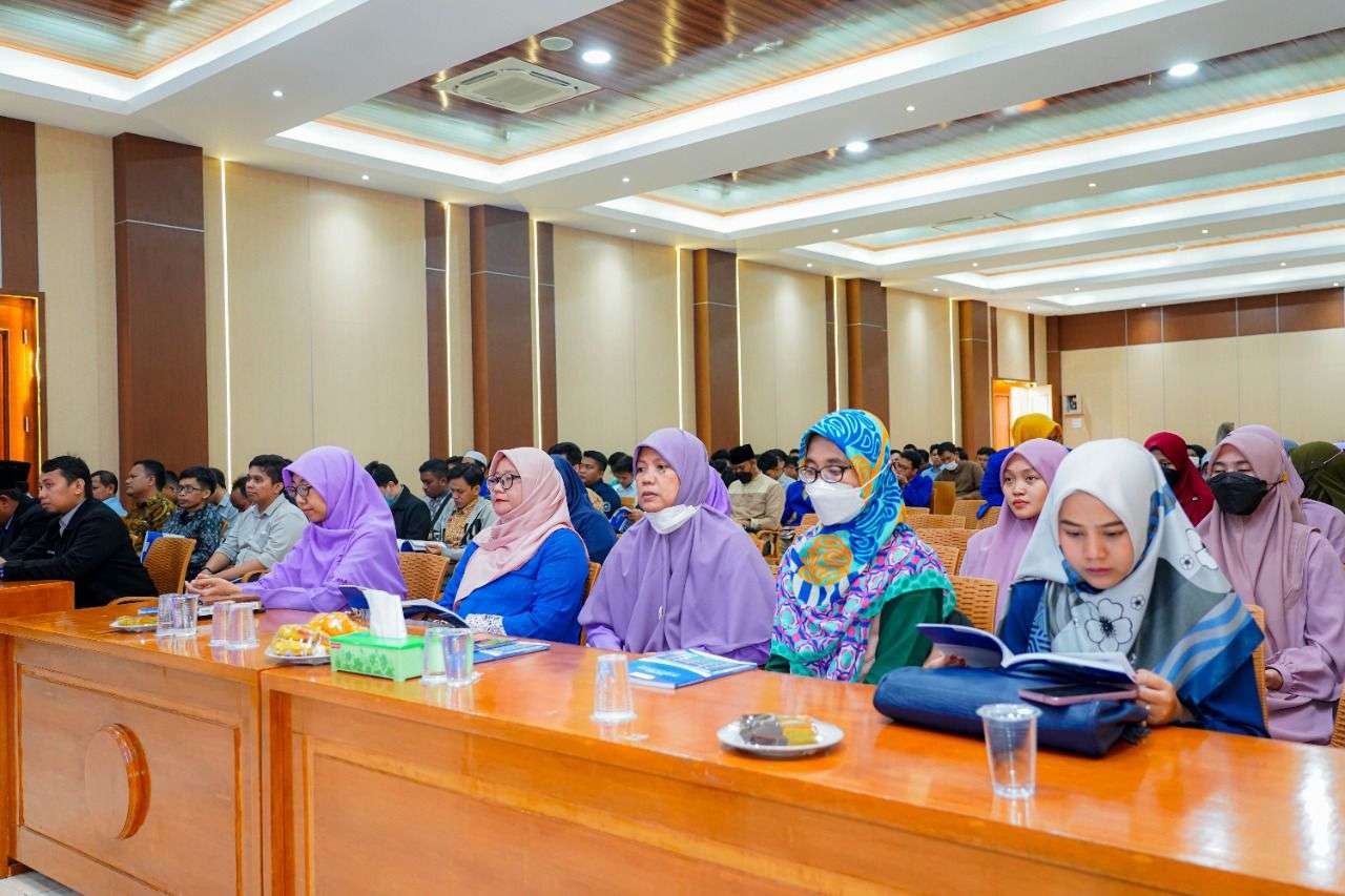 Kuliah Umum Perdana Tahun Akademik 2022/2023 1 Kuliah Umum Perdana Tahun Akademik 2022/2023