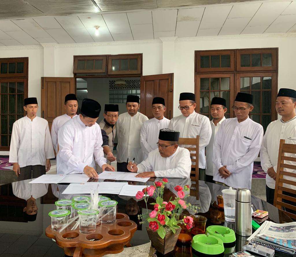 Penandatanganan, MOU, MOA, dan IA dengan Pesantren Darul Muttaqien Parung 1 Penandatanganan, MOU, MOA, dan IA dengan Pesantren Darul Muttaqien Parung