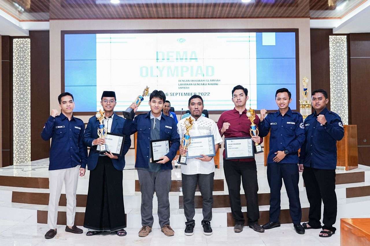 KAMPUS 1 UDN RAIH JUARA UMUM LOMBA DEMA OLYMPIAD 1 KAMPUS 1 UDN RAIH JUARA UMUM LOMBA DEMA OLYMPIAD