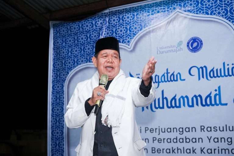 Menandakan kecintaan terhadap Nabi Muhammad SAW, Universitas Darunnajah turut Memperingati Maulid Nabi Muhammad SAW 13 Menandakan kecintaan terhadap Nabi Muhammad SAW, Universitas Darunnajah turut Memperingati Maulid Nabi Muhammad SAW