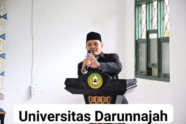 Kaprodi MPI Tekankan Pentingnya Mahasiswa Universitas Darunnajah Menguasai Bahasa Asing