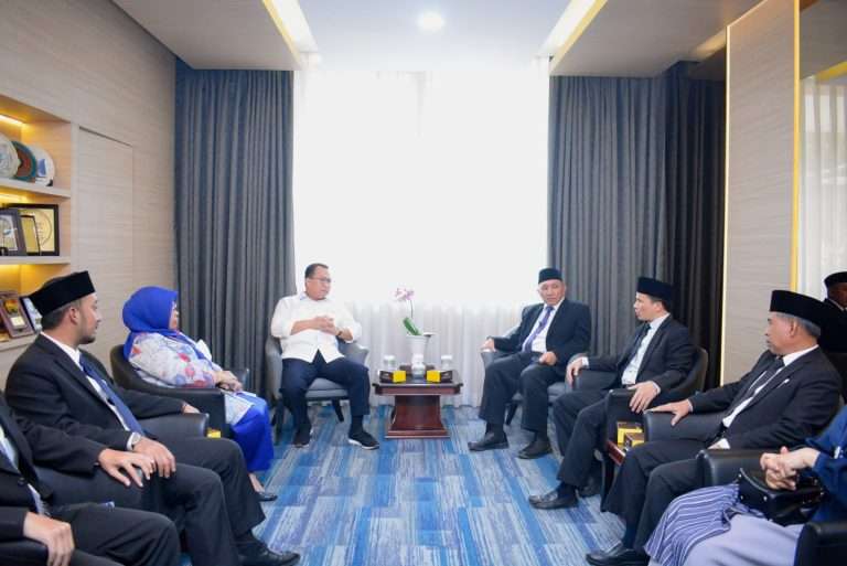 Kunjungan Presiden dan Rektor Universitas Darunnajah ke IPB University 7 Kunjungan Presiden dan Rektor Universitas Darunnajah ke IPB University