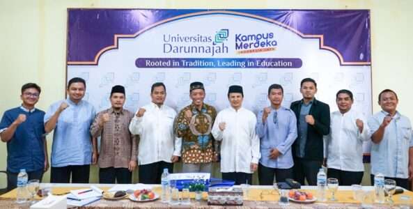 Kunjungan Guru Besar Pendidikan Bahasa Arab UIN Malang ke Universitas Darunnajah