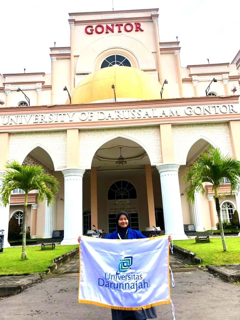 Mahasiswi Universitas Darunnajah, ikuti Festival Sirah Nabawiyah (FASYRAH) Universitas Darussalam Gontor