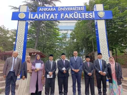 Tandatangani MoU dengan Universitas di Turkiye, Universitas Darunnajah Perkuat Kerja Sama di Bidang Pendidikan Tandatangani MoU dengan Universitas di Turkiye, Universitas Darunnajah Perkuat Kerja Sama di Bidang Pendidikan