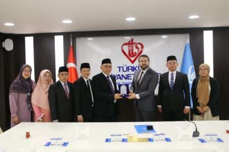Tandatangani MoU dengan Universitas di Turkiye, Universitas Darunnajah Perkuat Kerja Sama di Bidang Pendidikan 1 Tandatangani MoU dengan Universitas di Turkiye, Universitas Darunnajah Perkuat Kerja Sama di Bidang Pendidikan