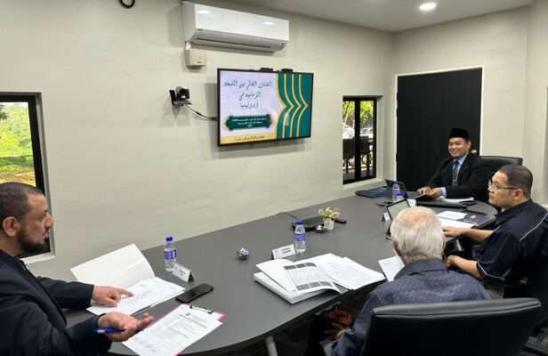 Kader Dosen Universitas Darunnajah Raih Gelar Doktor di Malaysia Kader Dosen Universitas Darunnajah Raih Gelar Doktor di Malaysia