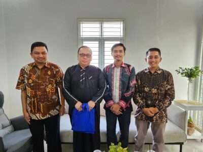 Perluas Wawasan Centre of Pesantren and Waqf Development Sambangi Komisaris BWI