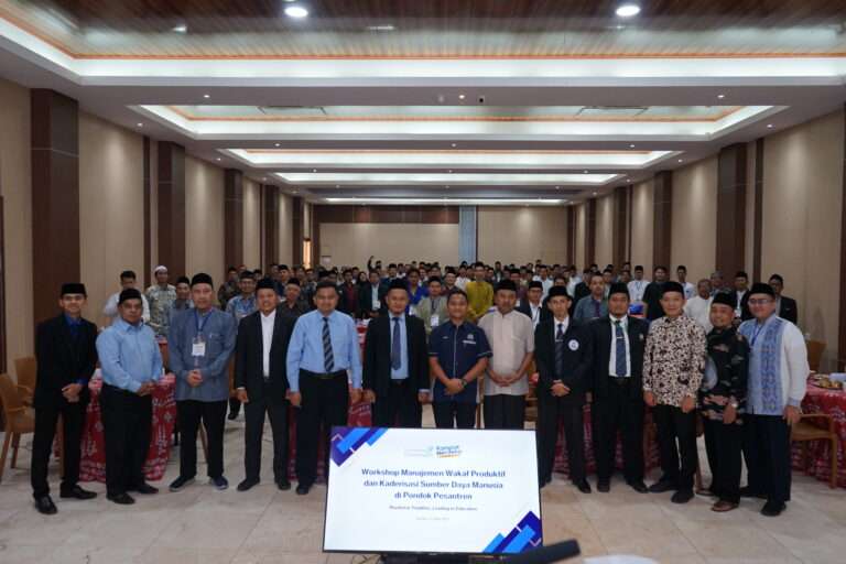 Bagikan Cara Mengolah Wakaf dan Kaderisasi Melalui Workshop