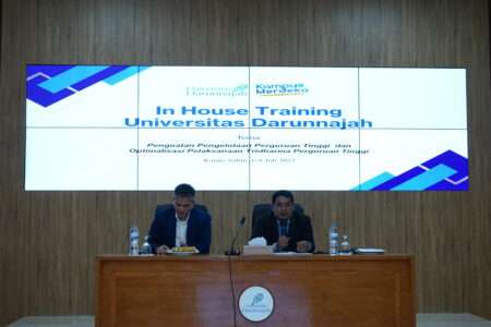 Mengenal Fundrising dan Marketing - Universitas Darunnajah