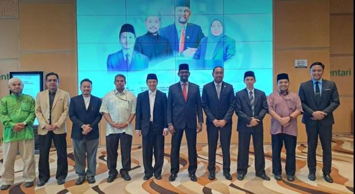 Rektor Universitas Darunnajah Menjadi Keynote Speaker Konferensi Internasional Rektor Universitas Darunnajah Menjadi Keynote Speaker Konferensi Internasional