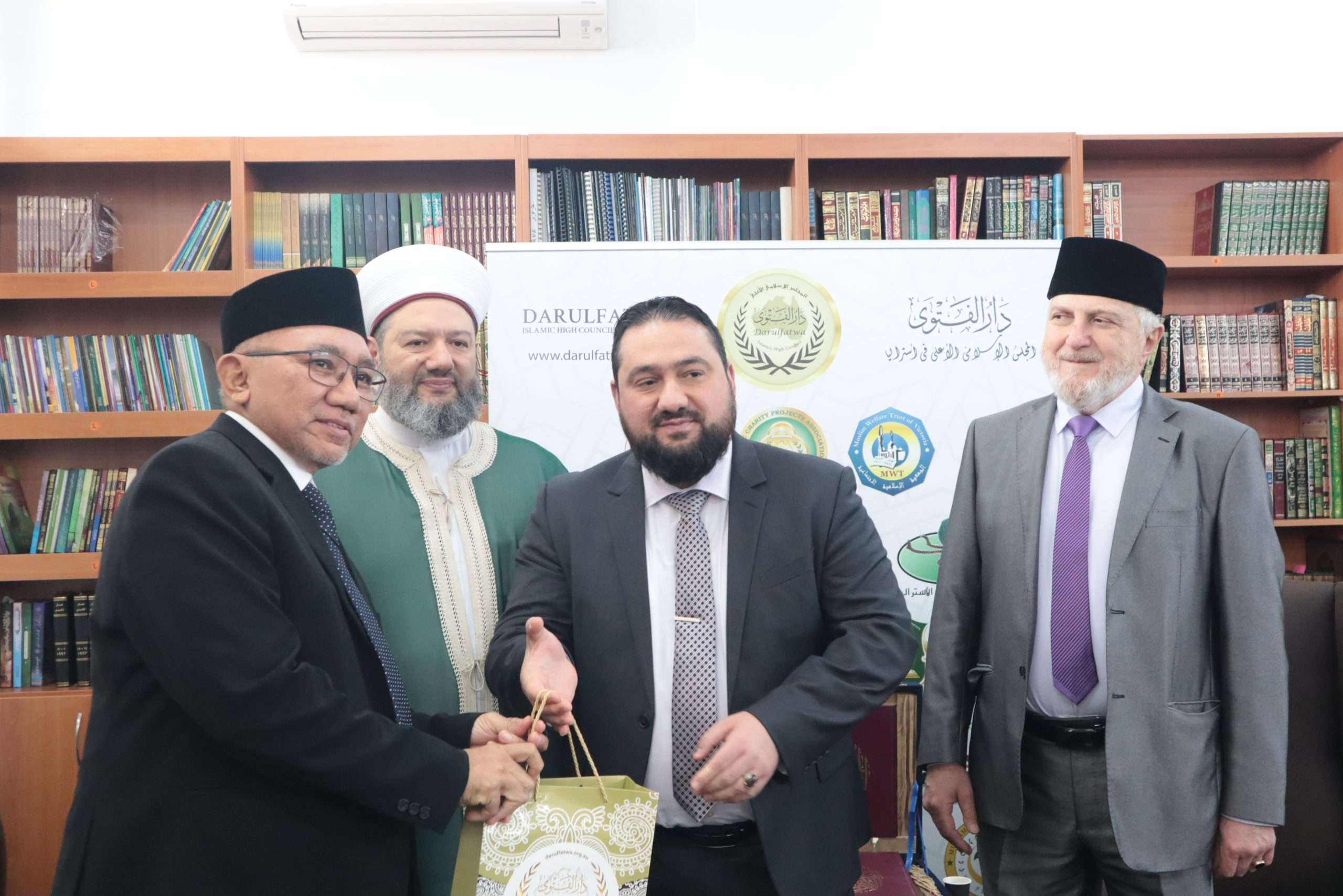Penandatanganan MOU Universitas Darunnajah & Darul Fatwa 4 Penandatanganan MOU Universitas Darunnajah & Darul Fatwa