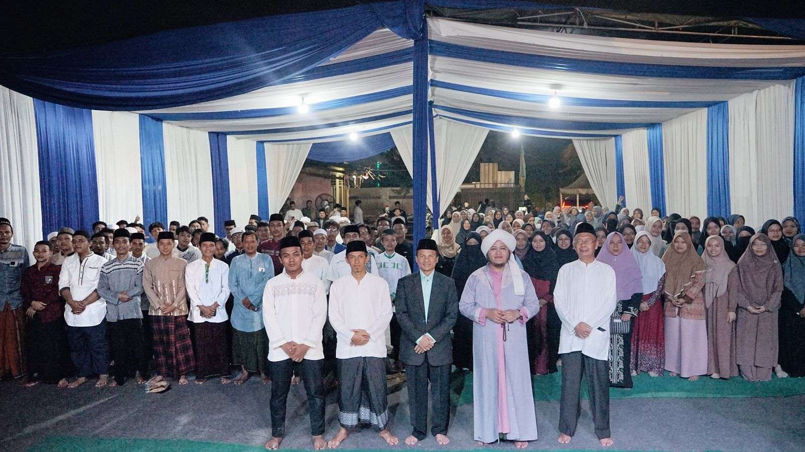 Festival Hadroh Dalam Rangka Maulid Nabi Muhammad SAW 2 Festival Hadroh Dalam Rangka Maulid Nabi Muhammad SAW