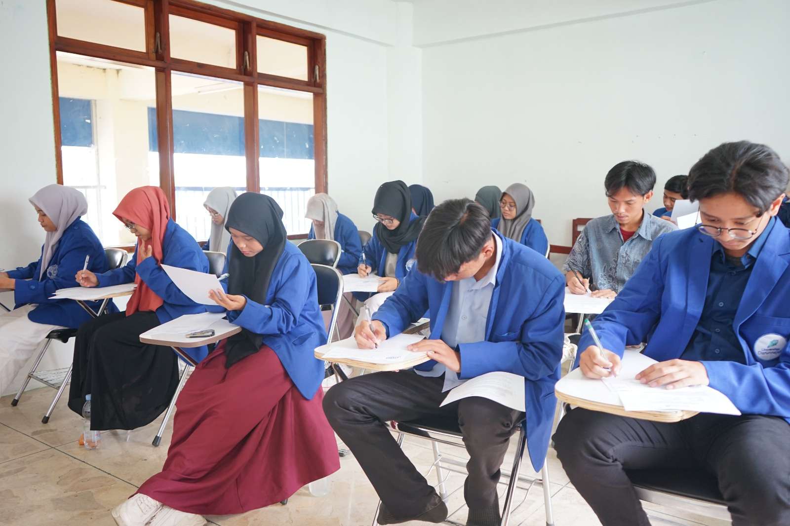 Universitas Darunnajah Melaksanakan Ujian Tengah Semester (UTS)