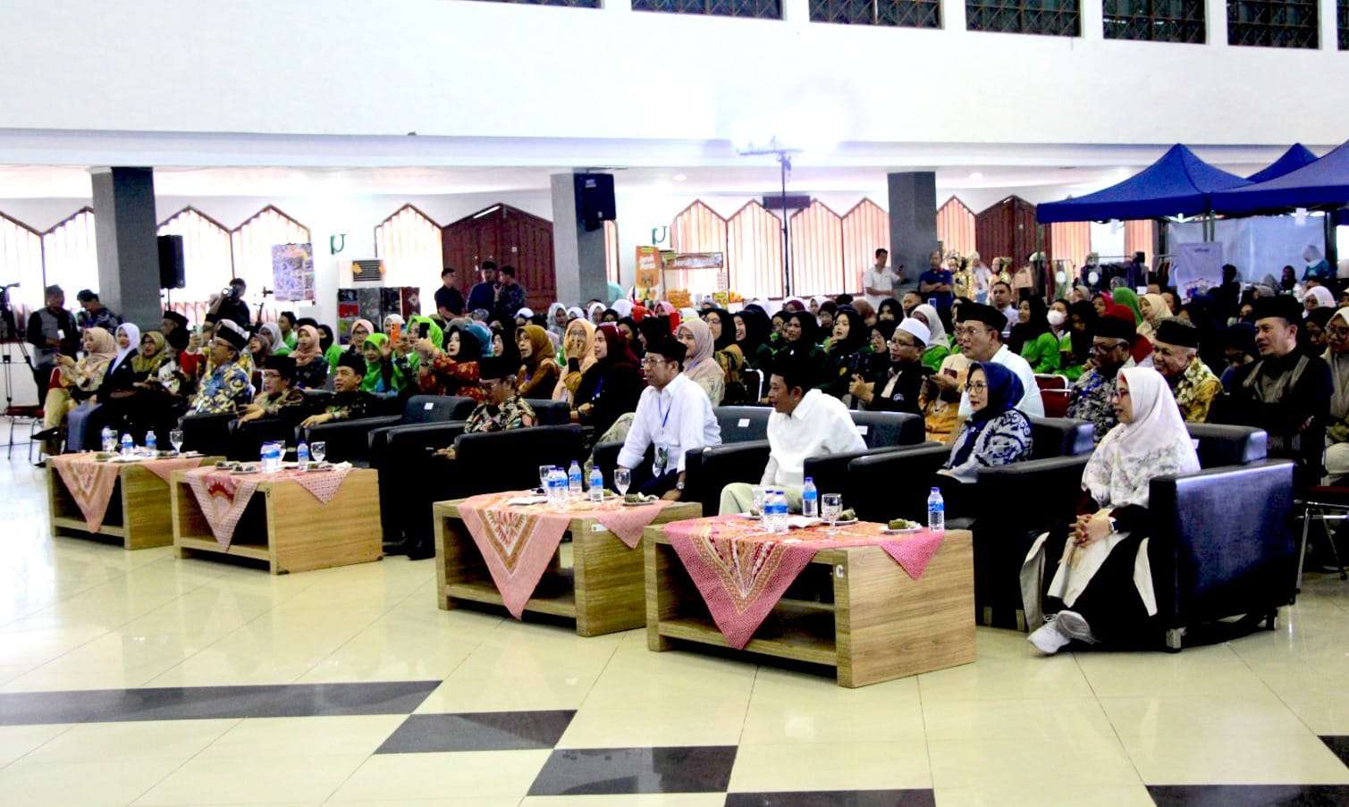UDN Hadir Dalam Acara MUI Mewujudkan Ekonomi Umat 3 UDN Hadir Dalam Acara MUI Mewujudkan Ekonomi Umat