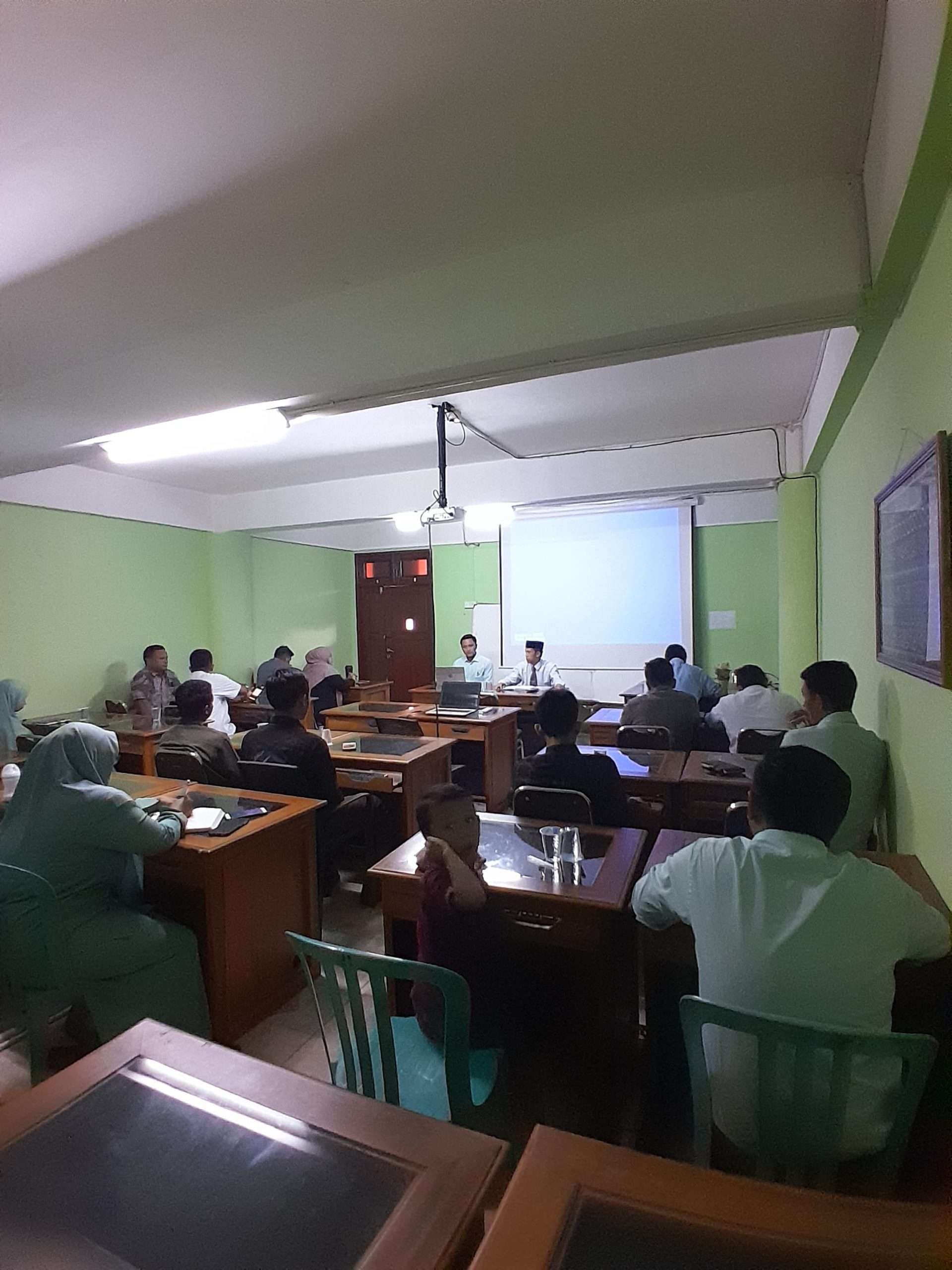 Wakil Rektor UDN Ajak Dosen Mengawal UAS Ganjil 23/24 2 Wakil Rektor UDN Ajak Dosen Mengawal UAS Ganjil 23/24