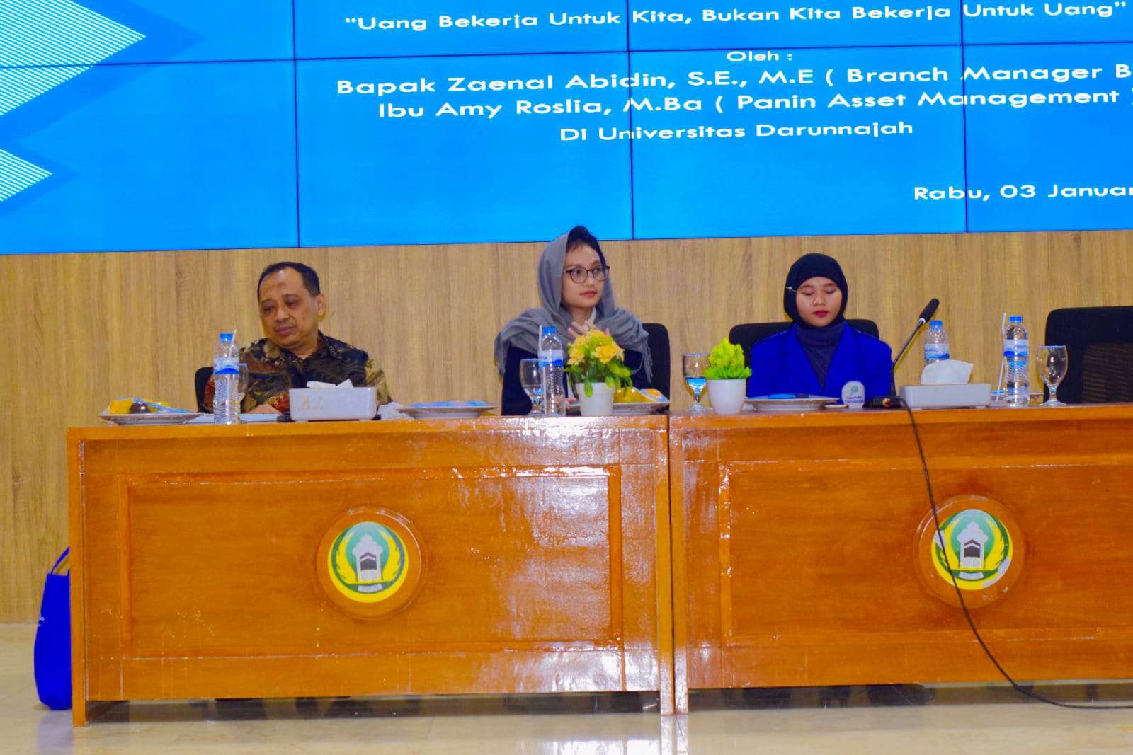 Seminar Edupreneurship: Manajemen Keuangan dan Investasi 2 Seminar Edupreneurship: Manajemen Keuangan dan Investasi