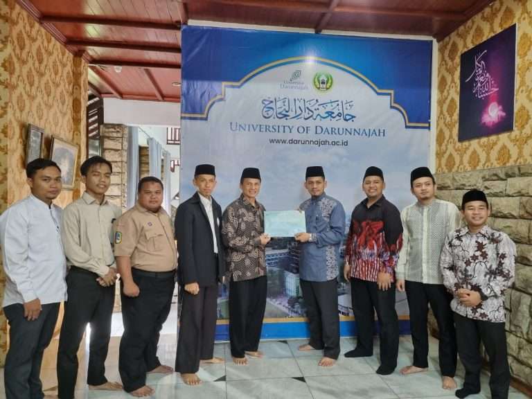 Pembinaan Penerima Beasiswa Oleh Lazis Asfa di Universitas Darunnajah 9 Pembinaan Penerima Beasiswa Oleh Lazis Asfa di Universitas Darunnajah