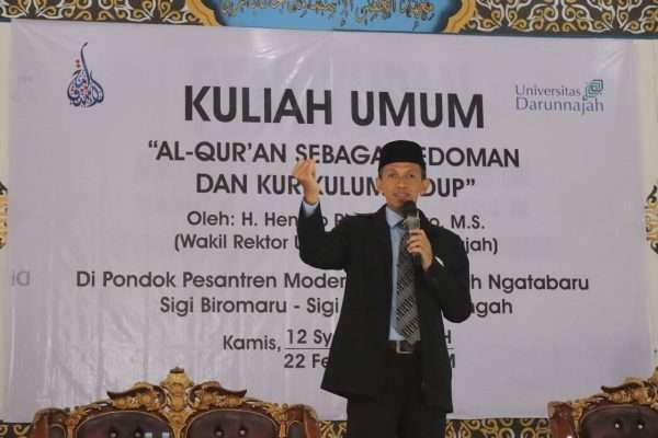 Wakil Rektor Universitas Darunnajah Beri Kuliah Umum di Pondok Modern Al-Istiqamah Palu Wakil Rektor Universitas Darunnajah Beri Kuliah Umum di Pondok Modern Al-Istiqamah Palu