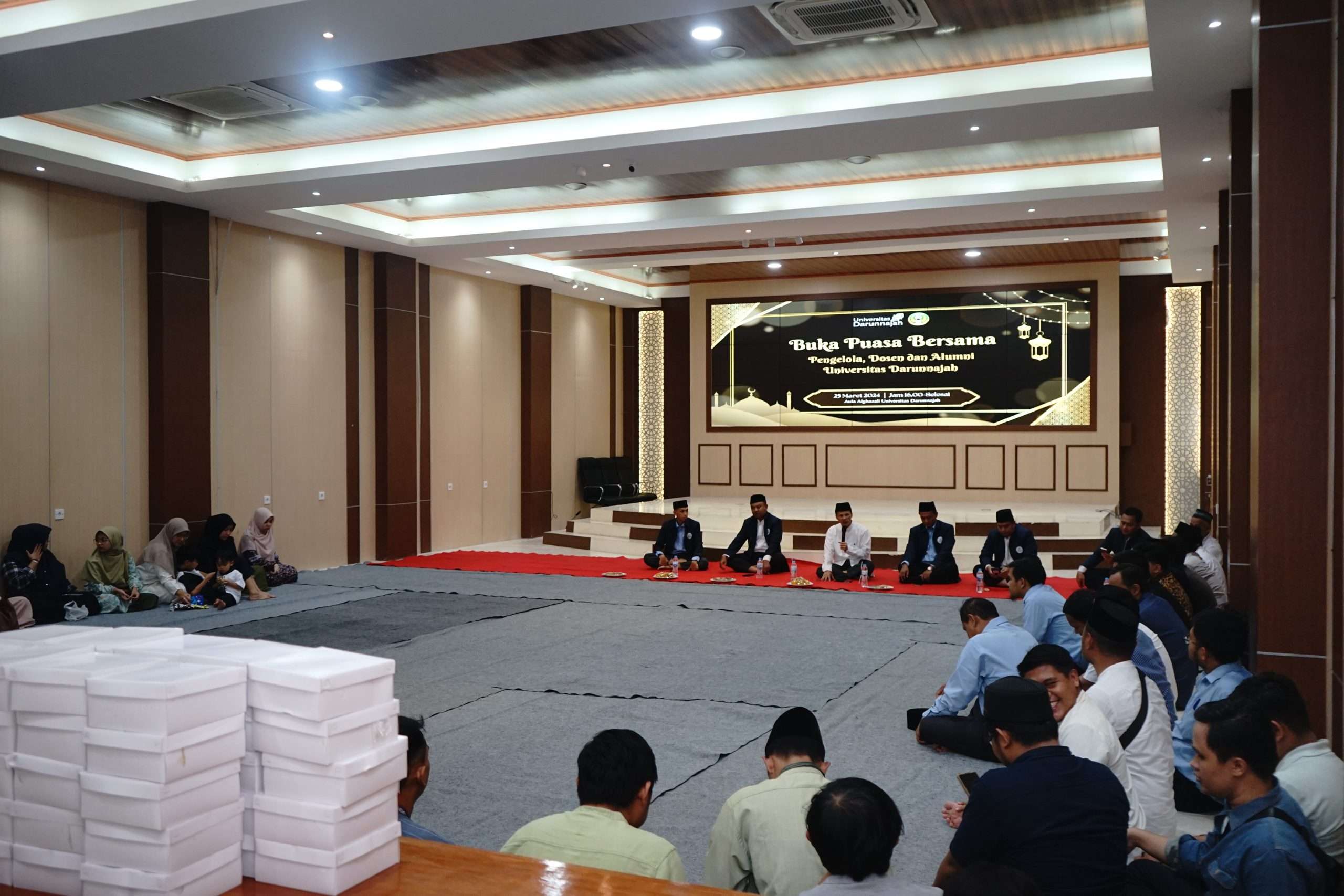 Bersatu dalam Kebersamaan: Universitas Darunnajah Gelar Buka Puasa Bersama Pengelola, Dosen, dan Alumni
