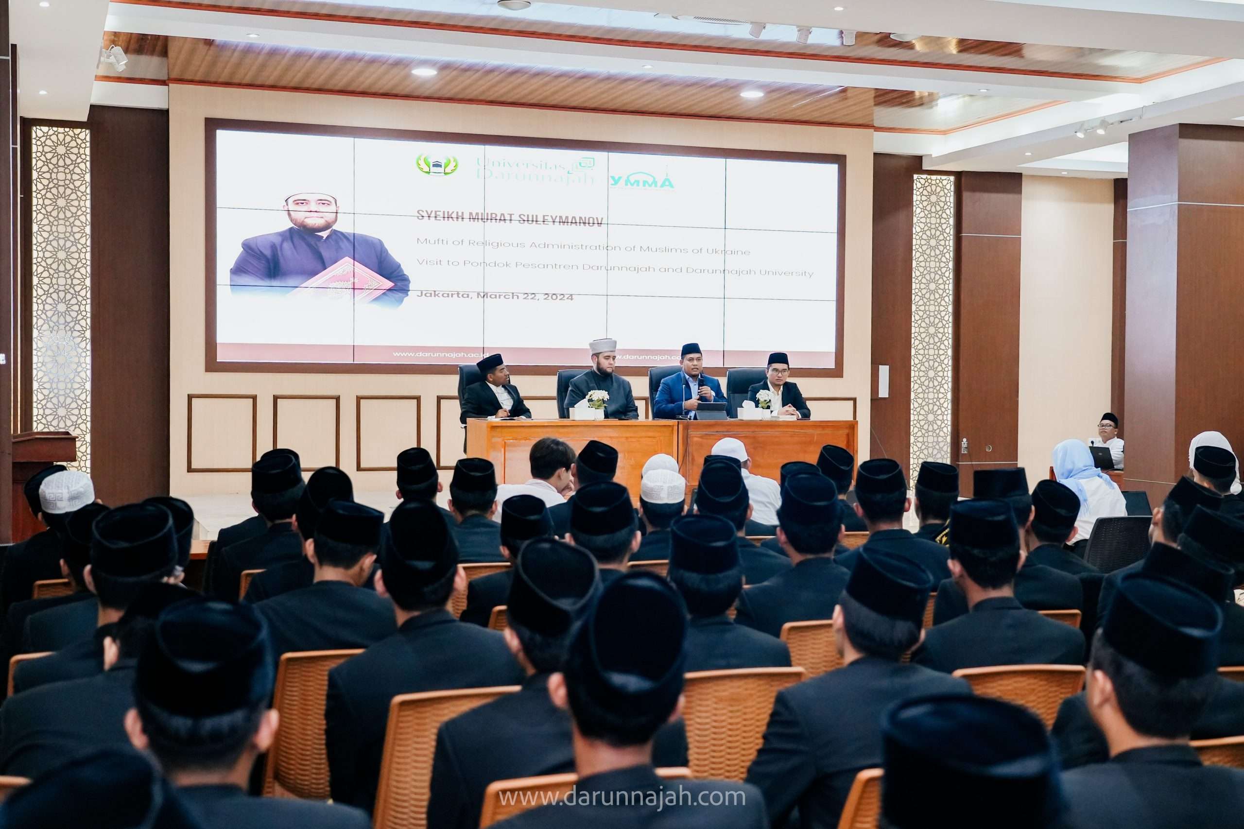 Kuliah Umum Internasional: Islam di Ukraina