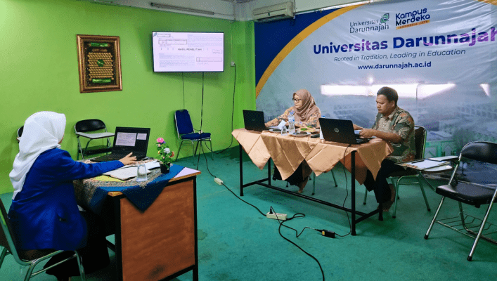 Mahasiswa dan Mahasiswi Program Studi Administrasi Bisnis Lulus Perdana! 3 Mahasiswa dan Mahasiswi Program Studi Administrasi Bisnis Lulus Perdana!