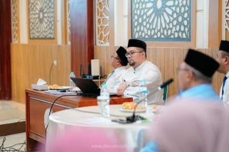 Universitas Darunnajah Mengikuti Pelatihan RAPBS dan Latihan Teknis Laporan Keuangan 2024 2 Universitas Darunnajah Mengikuti Pelatihan RAPBS dan Latihan Teknis Laporan Keuangan 2024