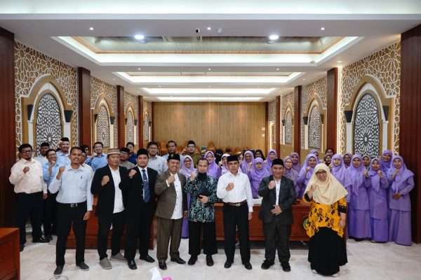 Orientasi Akademik Mahasiswa Baru Program RPL Magister PAI UNISSULA di Universitas Darunnajah Orientasi Akademik Mahasiswa Baru Program RPL Magister PAI UNISSULA di Universitas Darunnajah