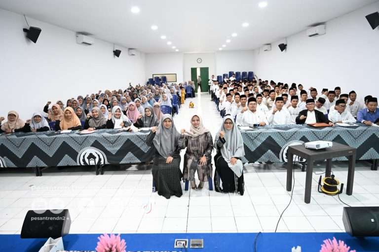 Seminar Penulisan Penelitian Tindakan Kelas (PTK) oleh Dosen Universitas Darunnajah