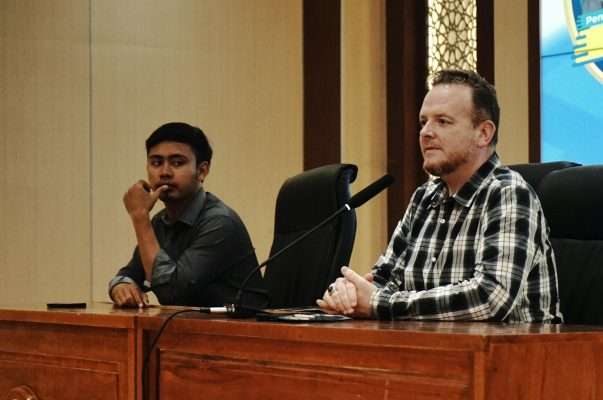 Universitas Darunnajah Menggelar Kuliah Tamu Bersama Imam Ali Abdullah dari Sydney Universitas Darunnajah Menggelar Kuliah Tamu Bersama Imam Ali Abdullah dari Sydney