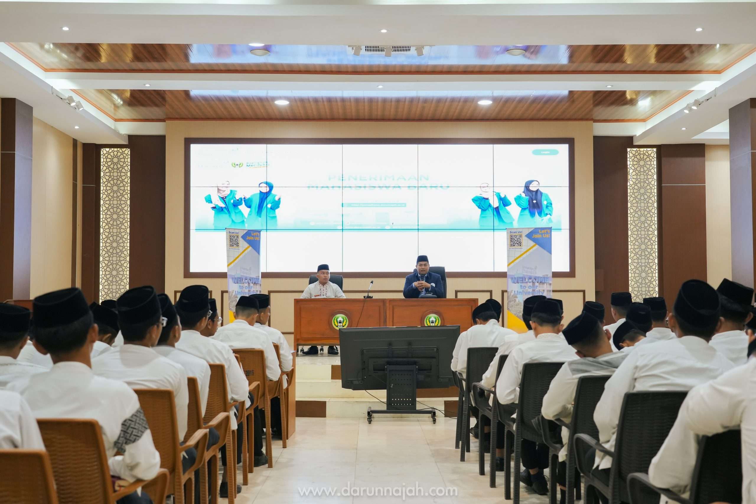 Universitas Darunnajah turut mensukseskan Harakah Akhir Ramadhan. 1 Universitas Darunnajah turut mensukseskan Harakah Akhir Ramadhan.