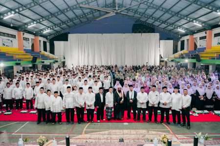 Program Buka Puasa Bersama Pelayan Dua Tanah Suci Raja Salman di Universitas Darunnajah