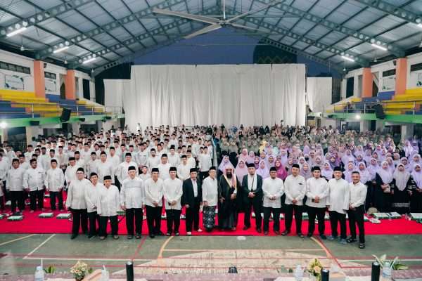 Program Buka Puasa Bersama Pelayan Dua Tanah Suci Raja Salman di Universitas Darunnajah