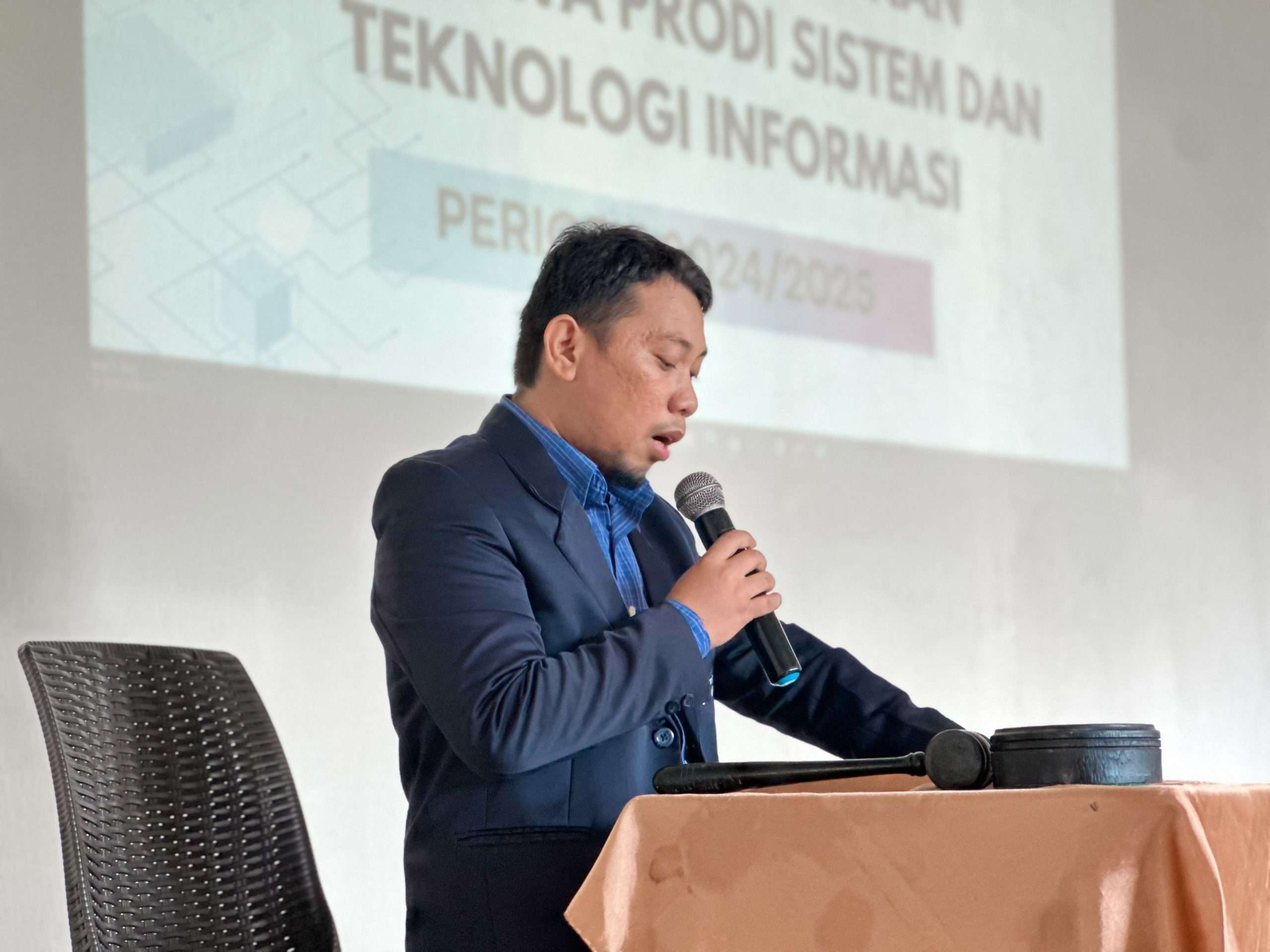 Pelantikan Himpunan Mahasiswa Prodi Sistem dan Teknologi Informasi Universitas Darunnajah Periode 2024-2025 Sukses Dilaksanakan!