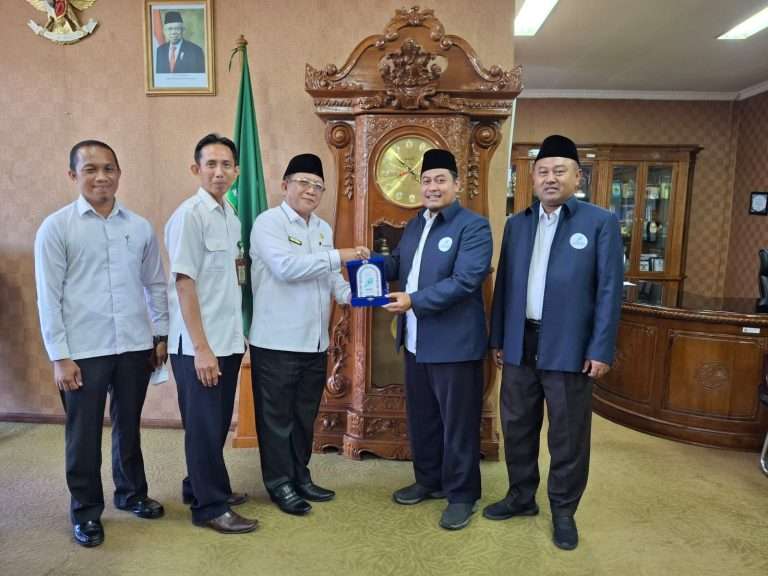 Kunjungan Hangat Universitas Darunnajah ke Bangka Belitung Membuka Jalan Kerjasama 22 Kunjungan Hangat Universitas Darunnajah ke Bangka Belitung Membuka Jalan Kerjasama