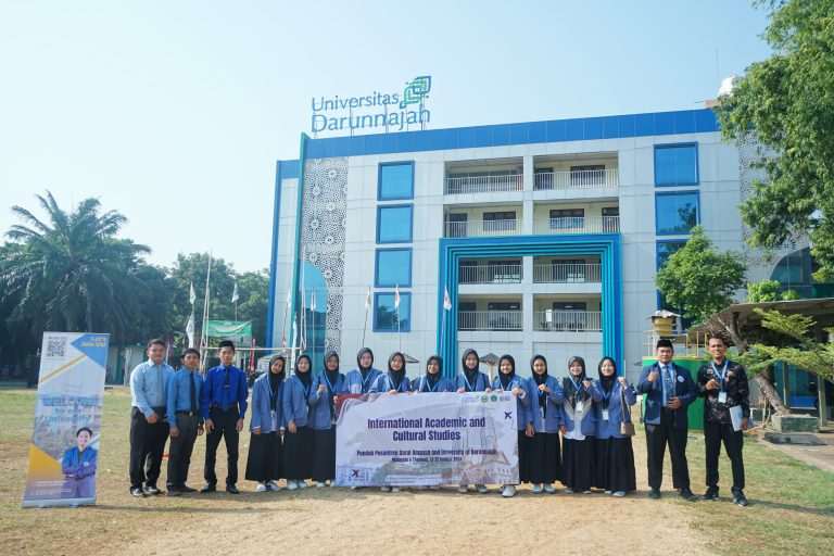 Pelepasan Studi Akademik Internasional Perdana Universitas Darunnajah