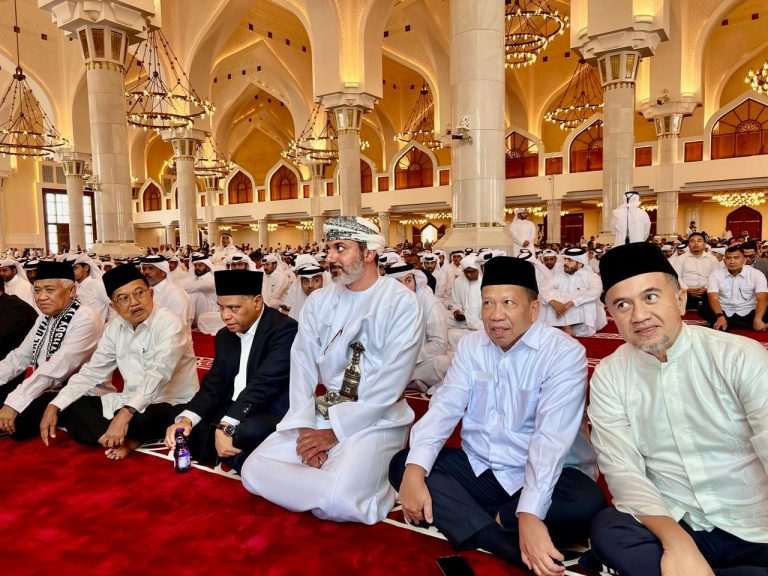 Dewan Penyantun Universitas Darunnajah Hadiri Pemakaman Pimpinan Hamas Ismail Haniyeh di Qatar