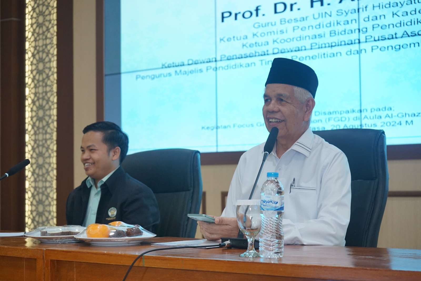 FGD UDN Bahas Peran Dosen dalam Penguatan Karakter Menuju Indonesia Emas 2045