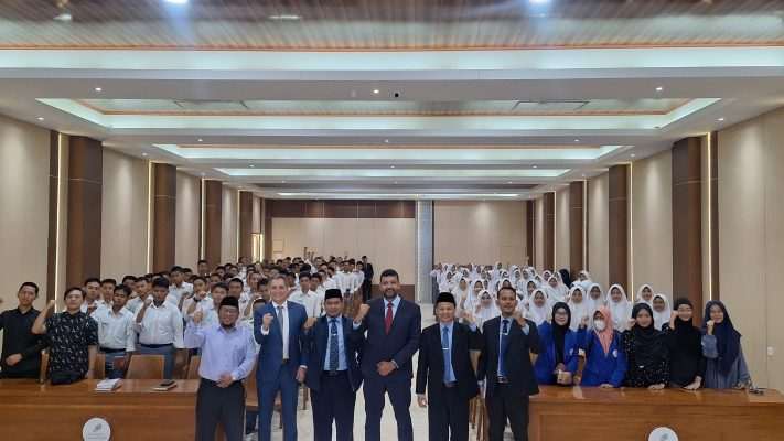 CEO Islamic College Brisbane Beri Tawaran Pendidikan ke Santri Darunnajah CEO Islamic College Brisbane Beri Tawaran Pendidikan ke Santri Darunnajah
