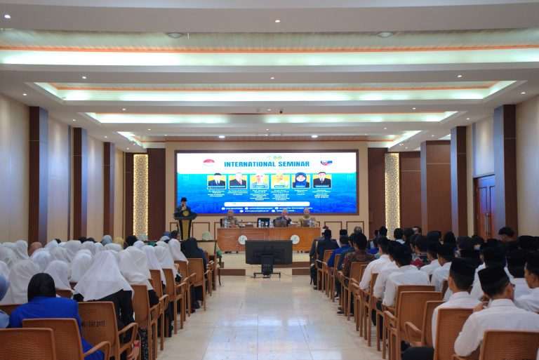 Seminar Internasional: Big Data dan Teknologi untuk Masa Depan Pendidikan Lebih Baik
