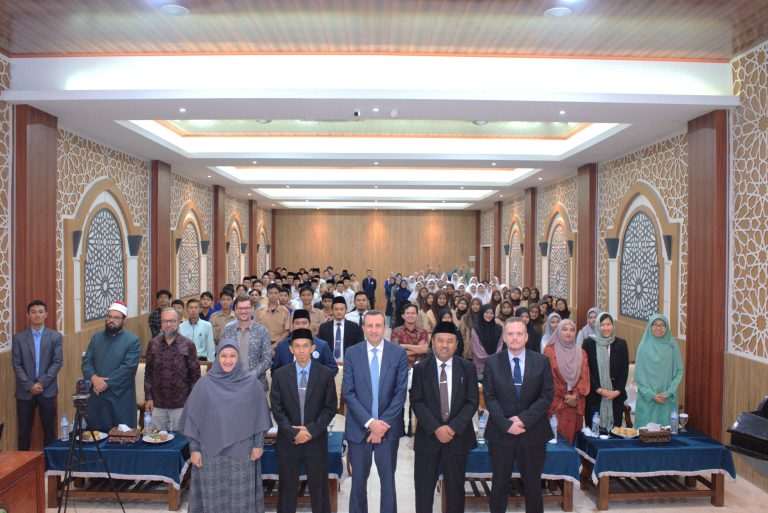 Seminar Internasional di Universitas Darunnajah Angkat Isu Hukum Kemanusiaan dan Islam dalam Konflik Timur Tengah